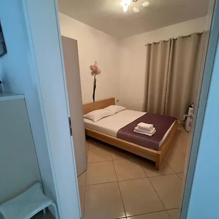 Apartament Alexis Stefanos *