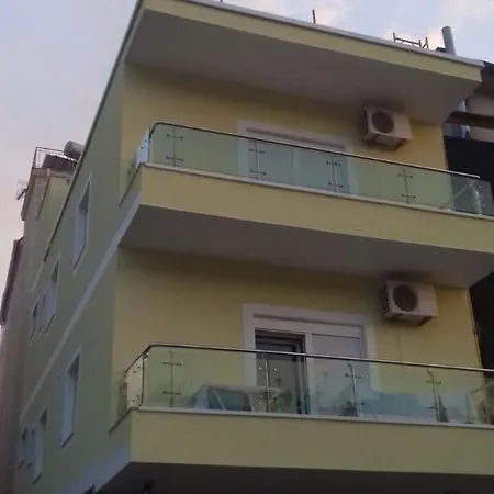 Alexis Stefanos Apartment *